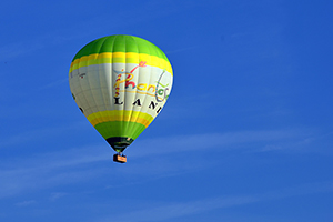 Ballonfahrten mit dem Skytours-Heißluftballon "Phantasialand"